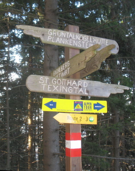 Datei:Wegweise Nähe Schwabeckkreuz.jpg