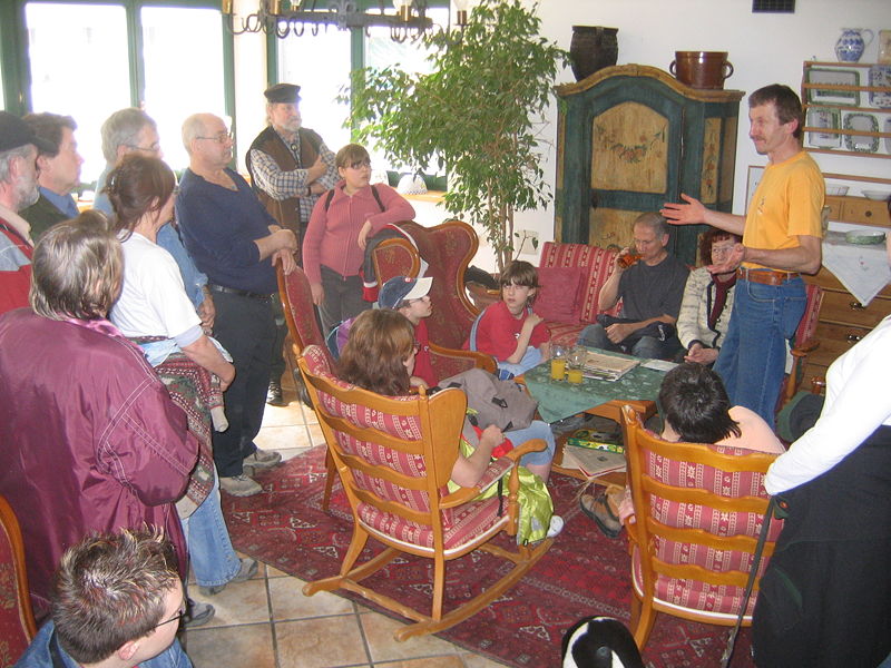 Datei:Dirndlblütenwanderung 2006 3.JPG