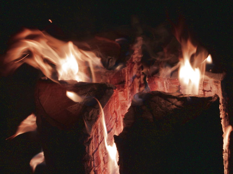 Datei:Feuerholz7.jpg